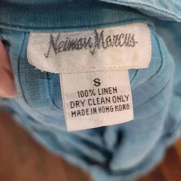 Neiman Marcus Women's Turquoise Linen Pleated Collared Button Down Shirt - Picture 4 of 7